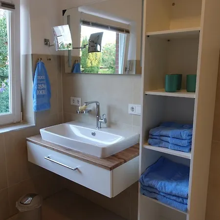 Haus Sanruus Apartman *